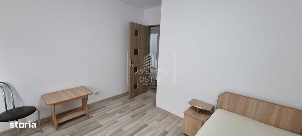 9 Mai - etajul 1 - apartament 3 camere decomandate - semimobilat