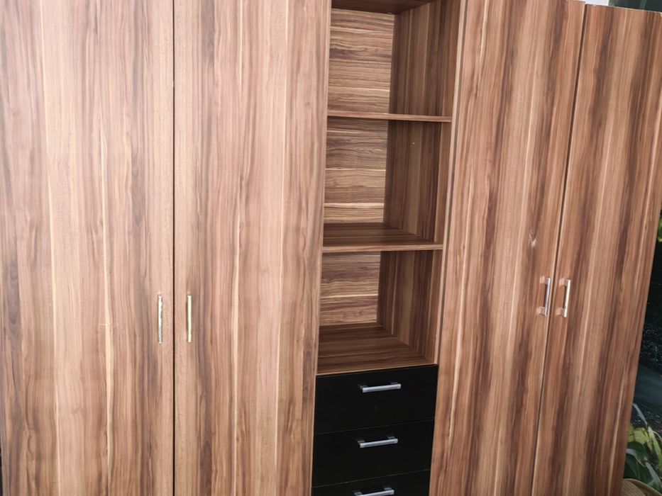 Mobila dormitor 225×202×52