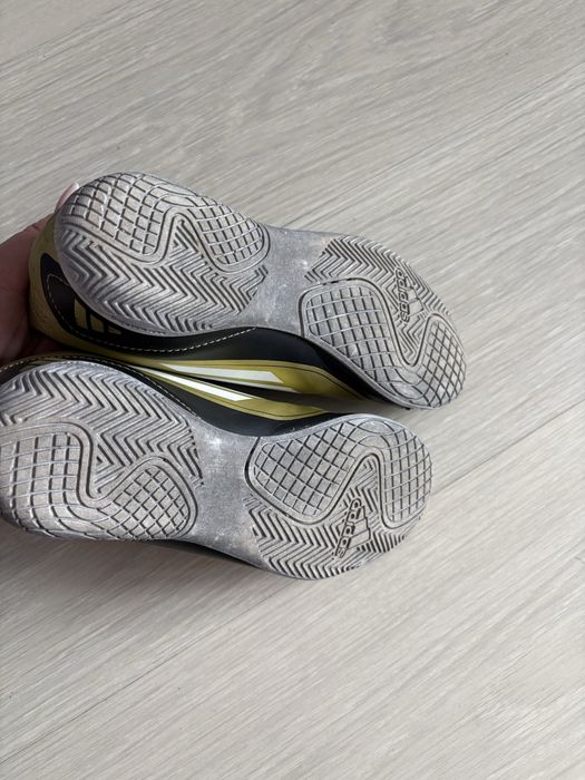 Ghete fotbal marimea 36 Adidas F50 Messi