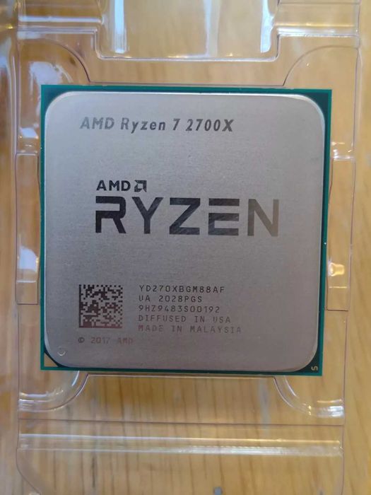 Процесор AMD Ryzen 7 2700X осемядрен (3.7/4.3GHz, AM4)