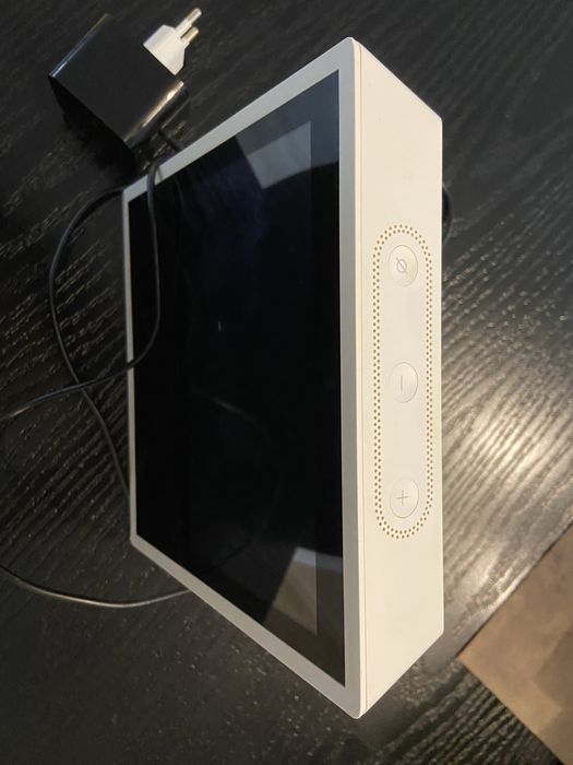 Amazon Alexa echo schow 1 Generation