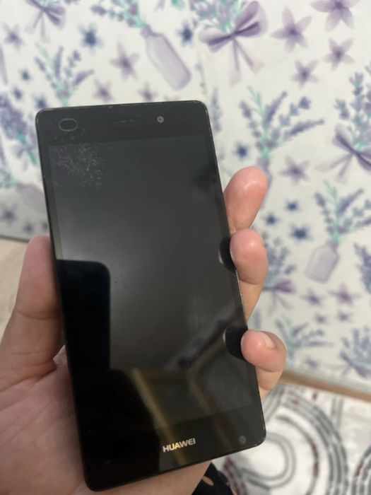 Huawei P8 Lite..