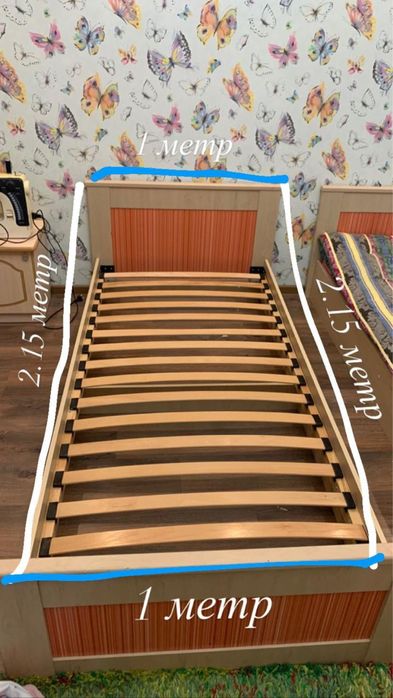 Кровать,шкаф,письменный стол