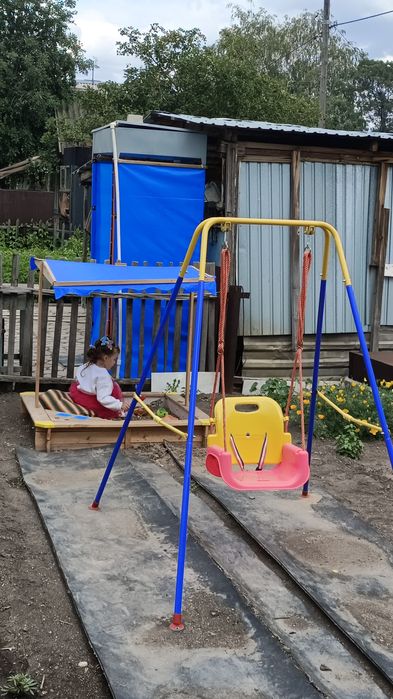 Детская садовая  качеля