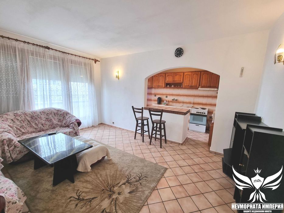 Продава се Тристаен апартамент в Асеновград - 87 кв.м за 1368 €/кв.м - Снимка #1