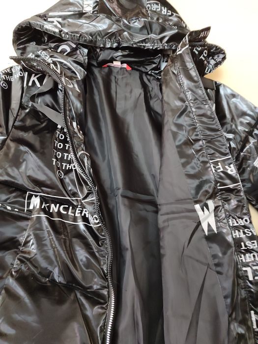 Продается женская куртка Новая .разм48-50 .Современная ,Модель 2024