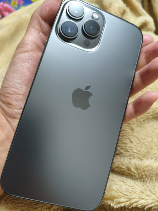 Продам айфон 13 про макс