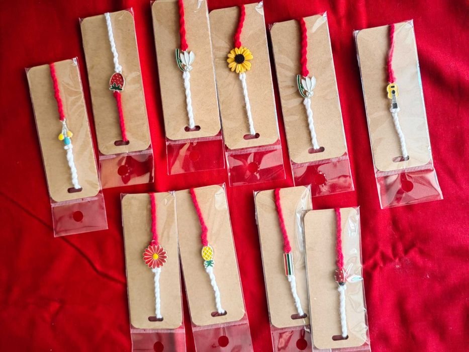 Мартеници на едро