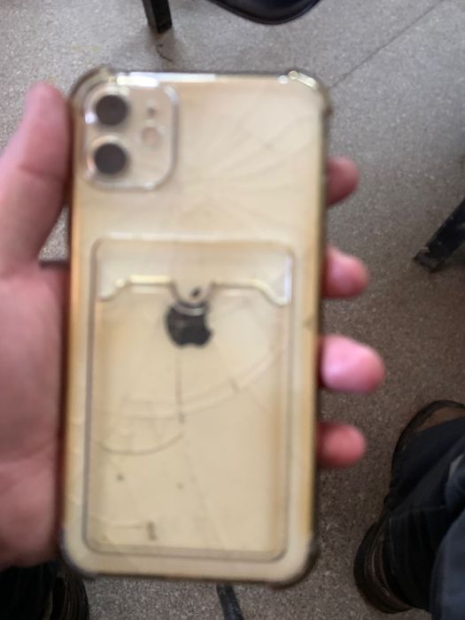 Айфон 11  64 гбайт