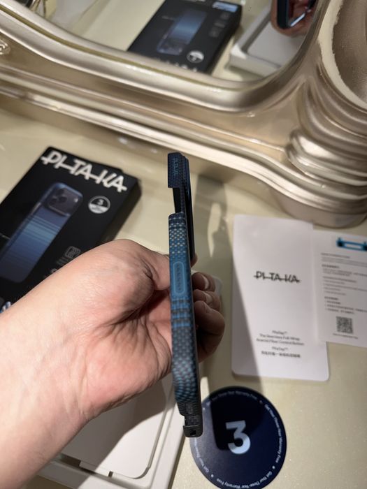 Pitaka 17 pro maxga