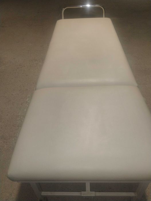 Кушетка медицинска