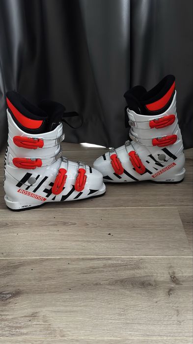 Ски и ски обувки Rossignol