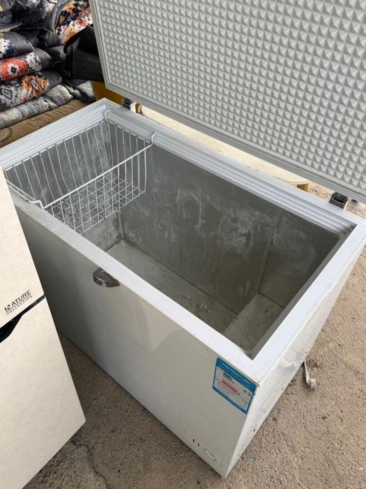 Морозильник б/у в хорошом состояние