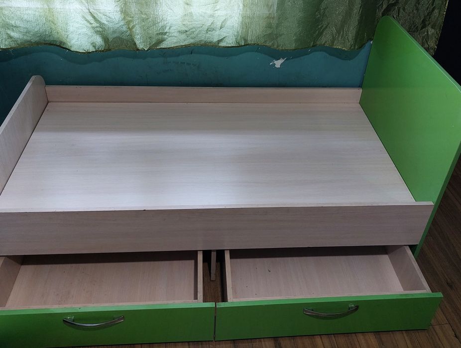 Продам детский кровать