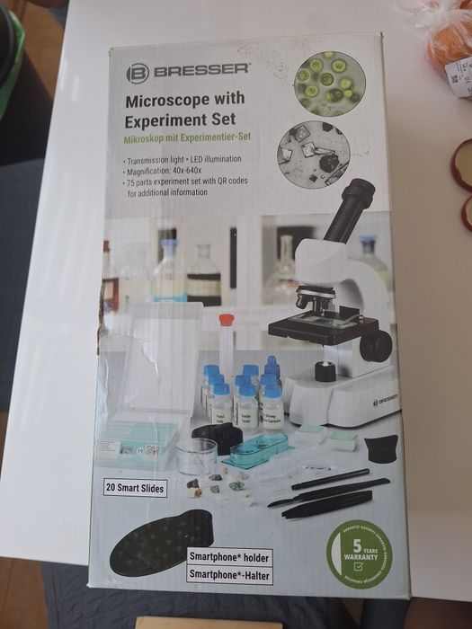 Bresser Microscope with Experiment Set
