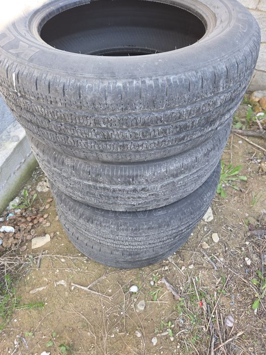 Шины 4 штуки. 17/60/235