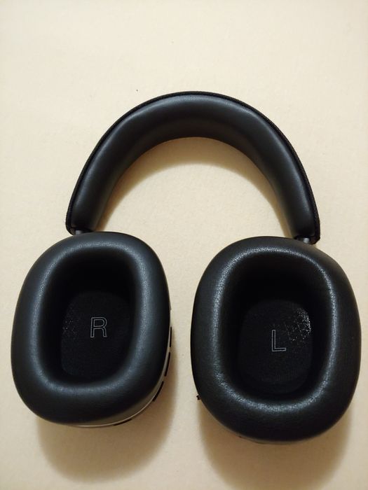 Căști defecte Bowers & Wilkins Px7 S2 (pentru piese)