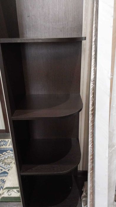 Прихожая с зеркалом в коридор