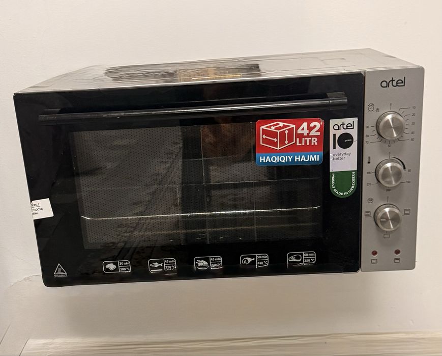 Продаю электрическую печь Artel.