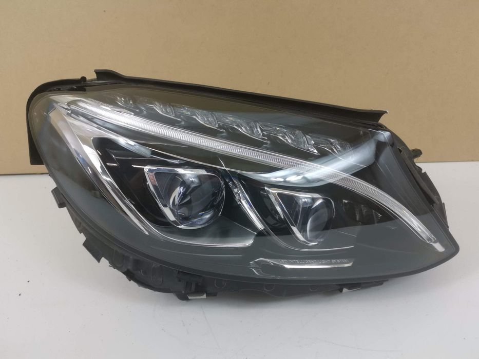 Мерцедес-Бенц C-Класа / Mercedes-Benz C-Class W205/S205/C205 Дясна све