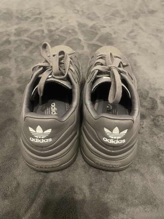 Pantofi sport Adidas