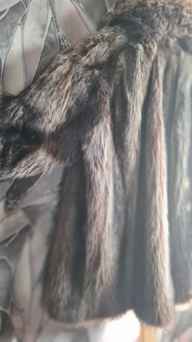 Продам ШУБУ (енот)