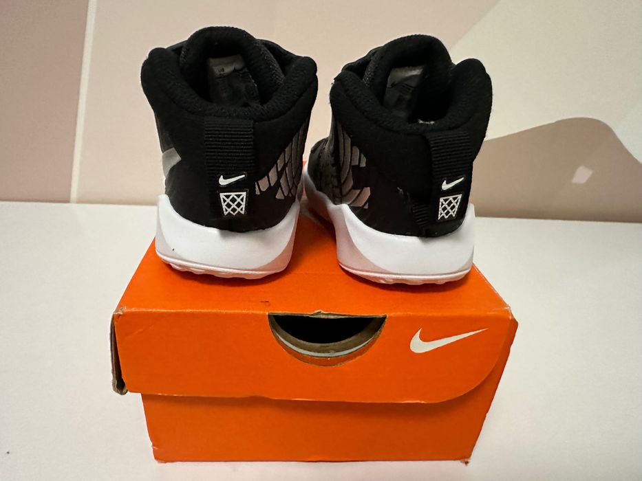 Детски маратонки Nike 21н