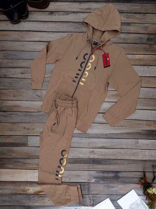 Trening HUGO NOU marimea L slim cu hanorac *nike*adidas*puma