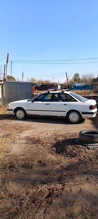 Продам Ауди 80 б4