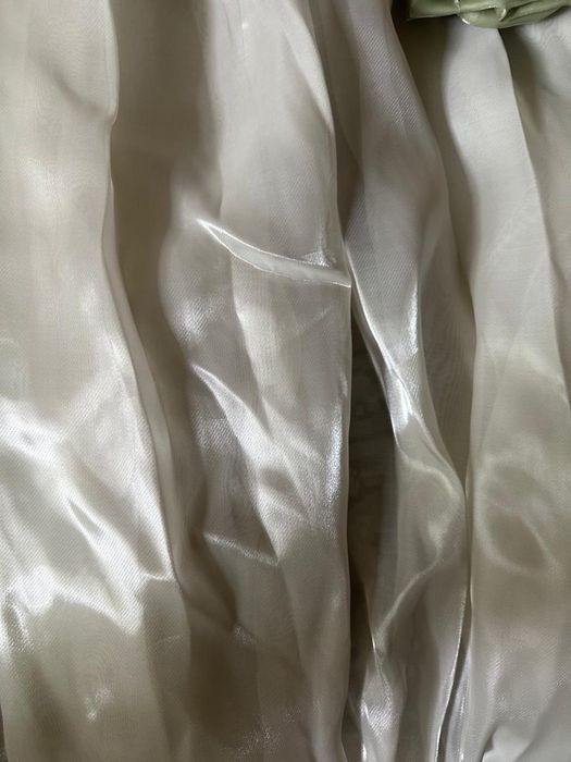 Продам тюли 2 штуки красивые