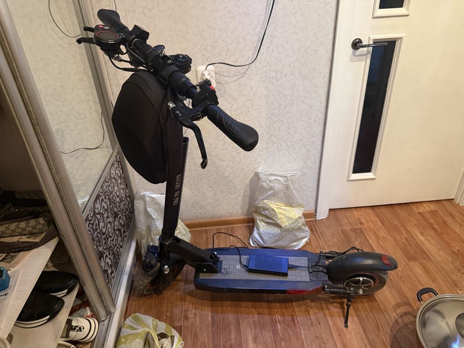 Samokat kugoo m 4 pro