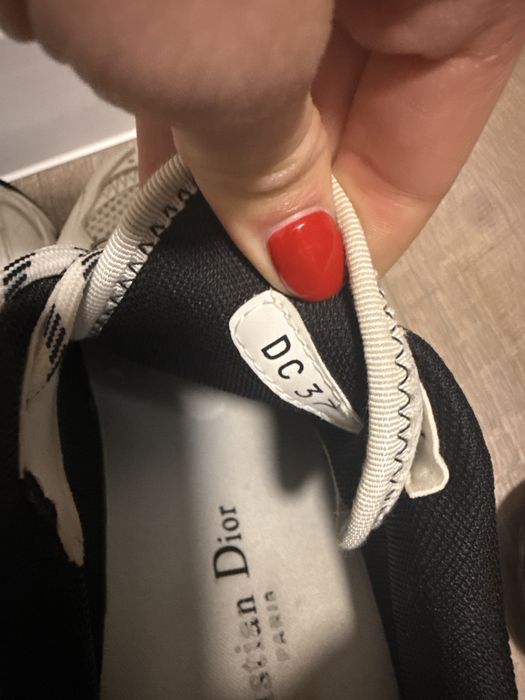 Оригинални сникърси Dior
