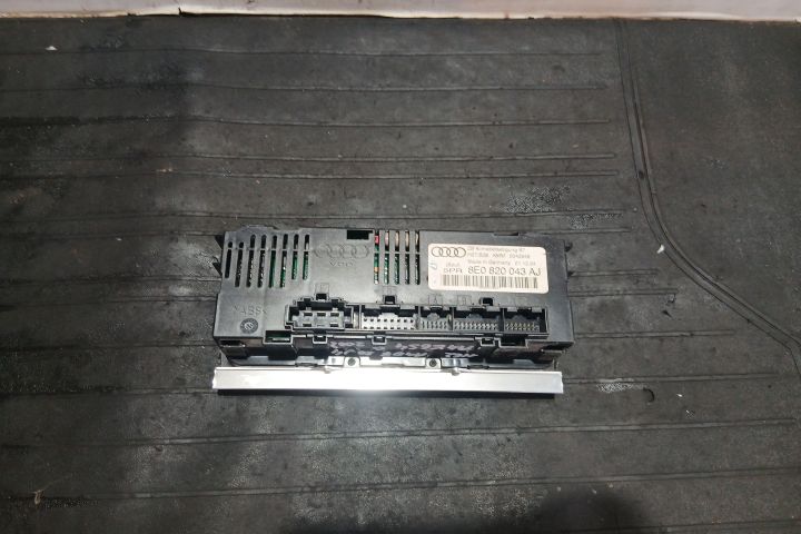 Comanda AC 8E0820043AJ 8E0820043AJ Audi A4 B7