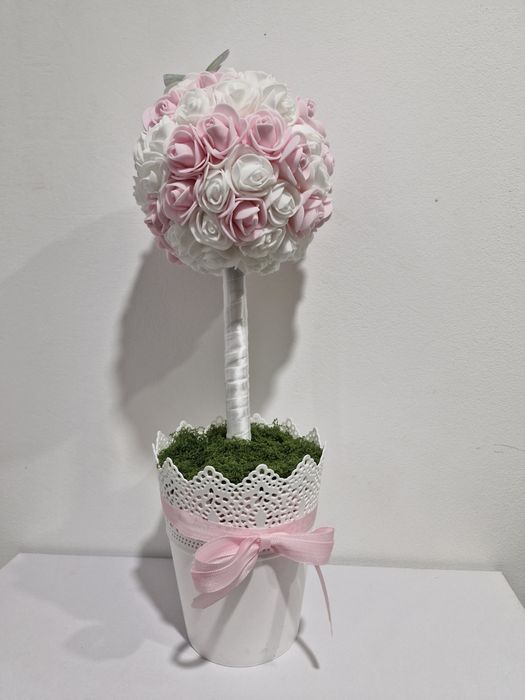 Дръвче от вечни  рози