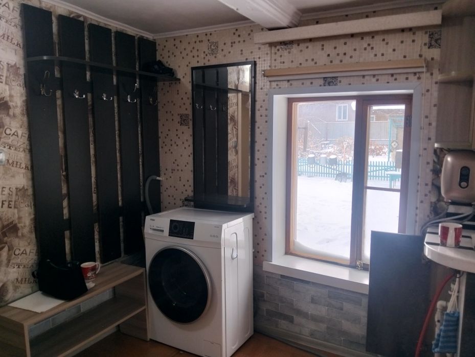 Продам1/2 дома.Частный дом