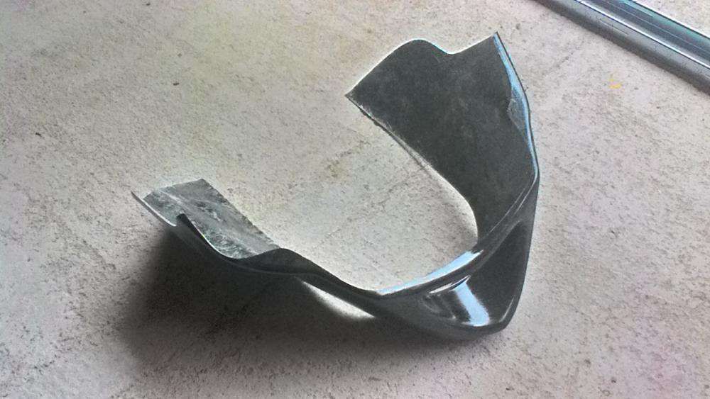 BugSPoiler Yamaha FZ6 S N Fazer , pinten carena inferioara , nou