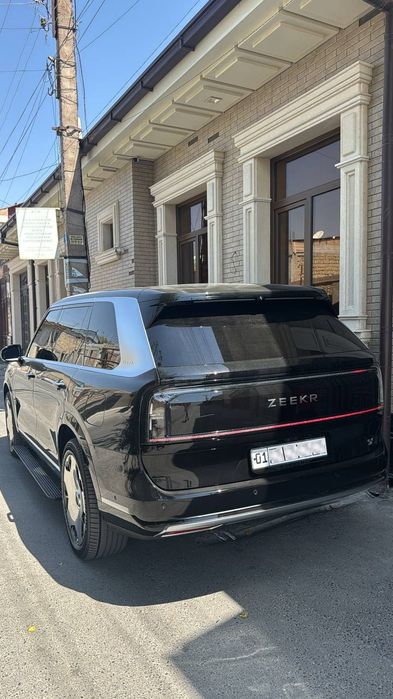 Zeekr 9x ultra продается