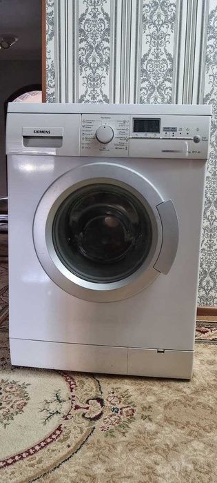 Продам стиральную машину Simens. Не работает, требуется ремонт. (Шкив)