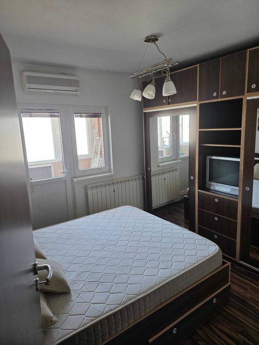 apartament 3 camere de vanzare