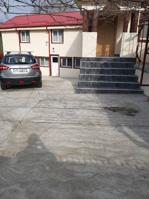 Vilă unică la liziera pădurii-stațiunea Soveja