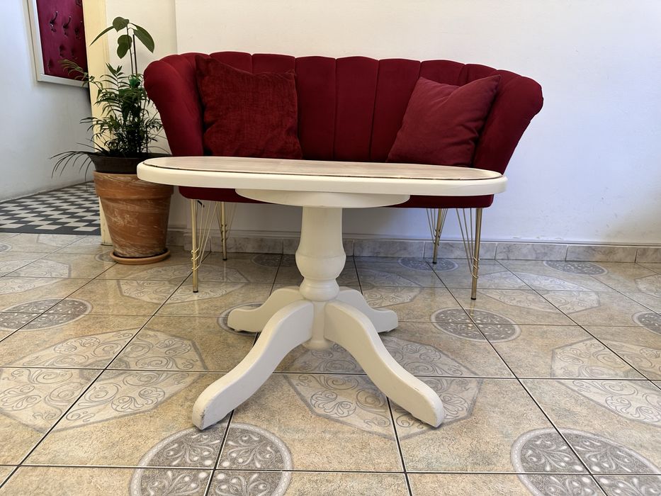 Mobila de lemn pentru living sau birou