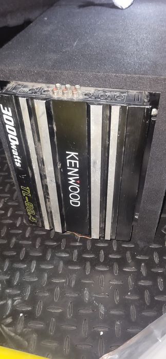 Саб буфер KENWOOD