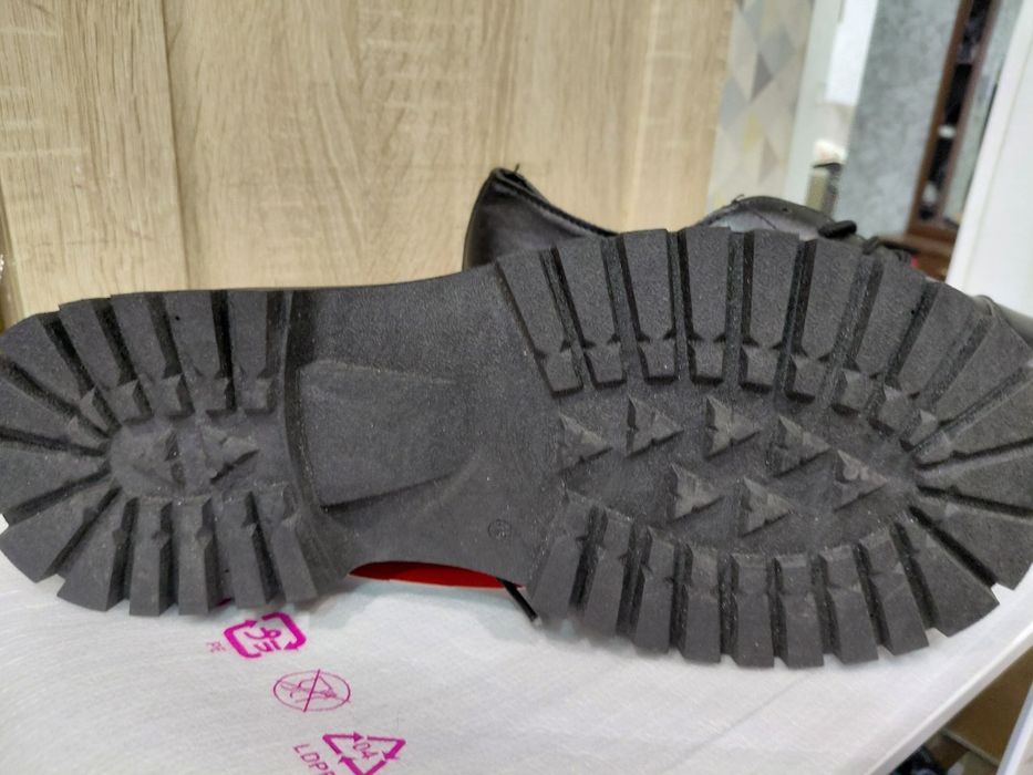 Обувь женская  45 размер