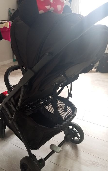 Продам компактную коляску