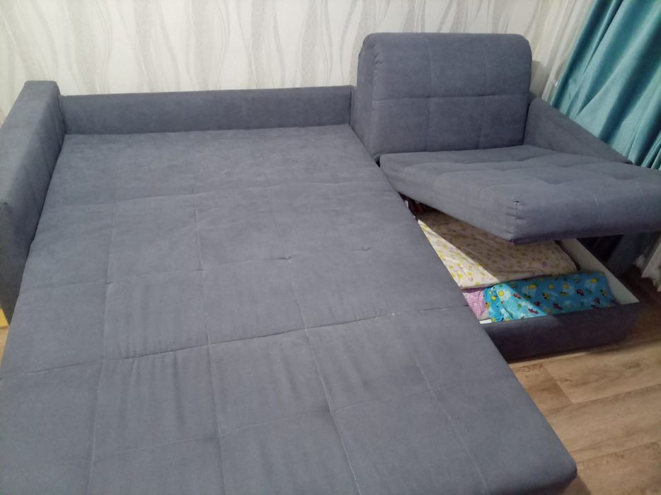 Продам угловой диван