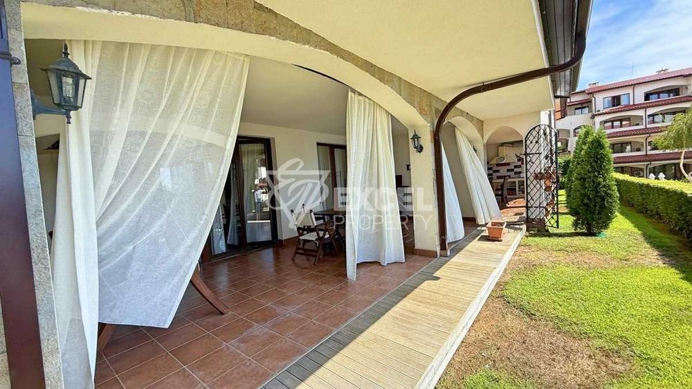 Продава се Многостаен апартамент в Свети Влас - 329 кв.м за 2037 €/кв.м - Снимка #21