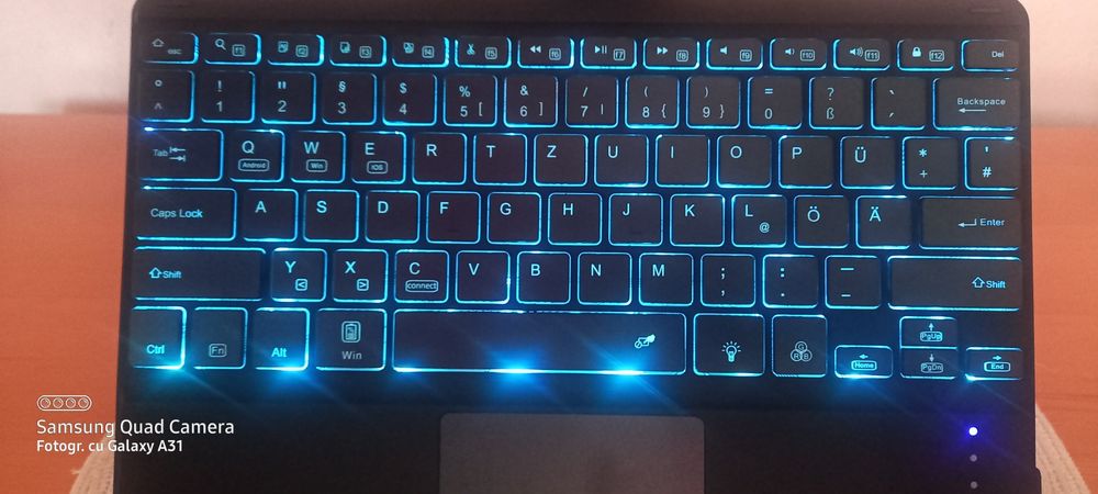 Mini Tastatura si Mouse Royal 197BT200, Wireless, Mouse, Touchpad, Ilu