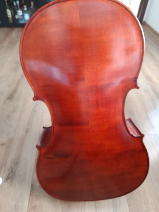 Vând Violoncel student 4/4