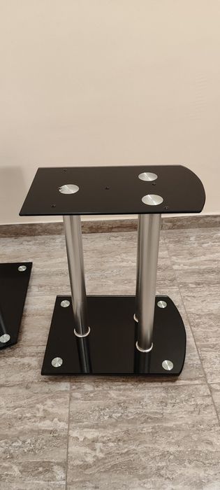 Стойки за тонколони