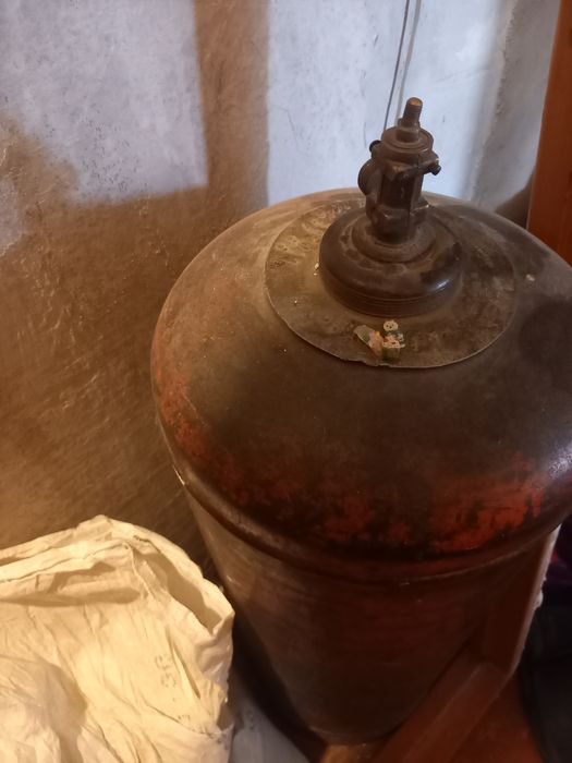 Газовый болон для кровли